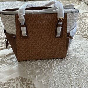 Michael kors tote